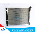 Baixo preço de fábrica Gmc Saturn Vue′08-10 em PA26 Auto Radiator Car Radiator